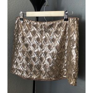 Gold sequin skirt size L